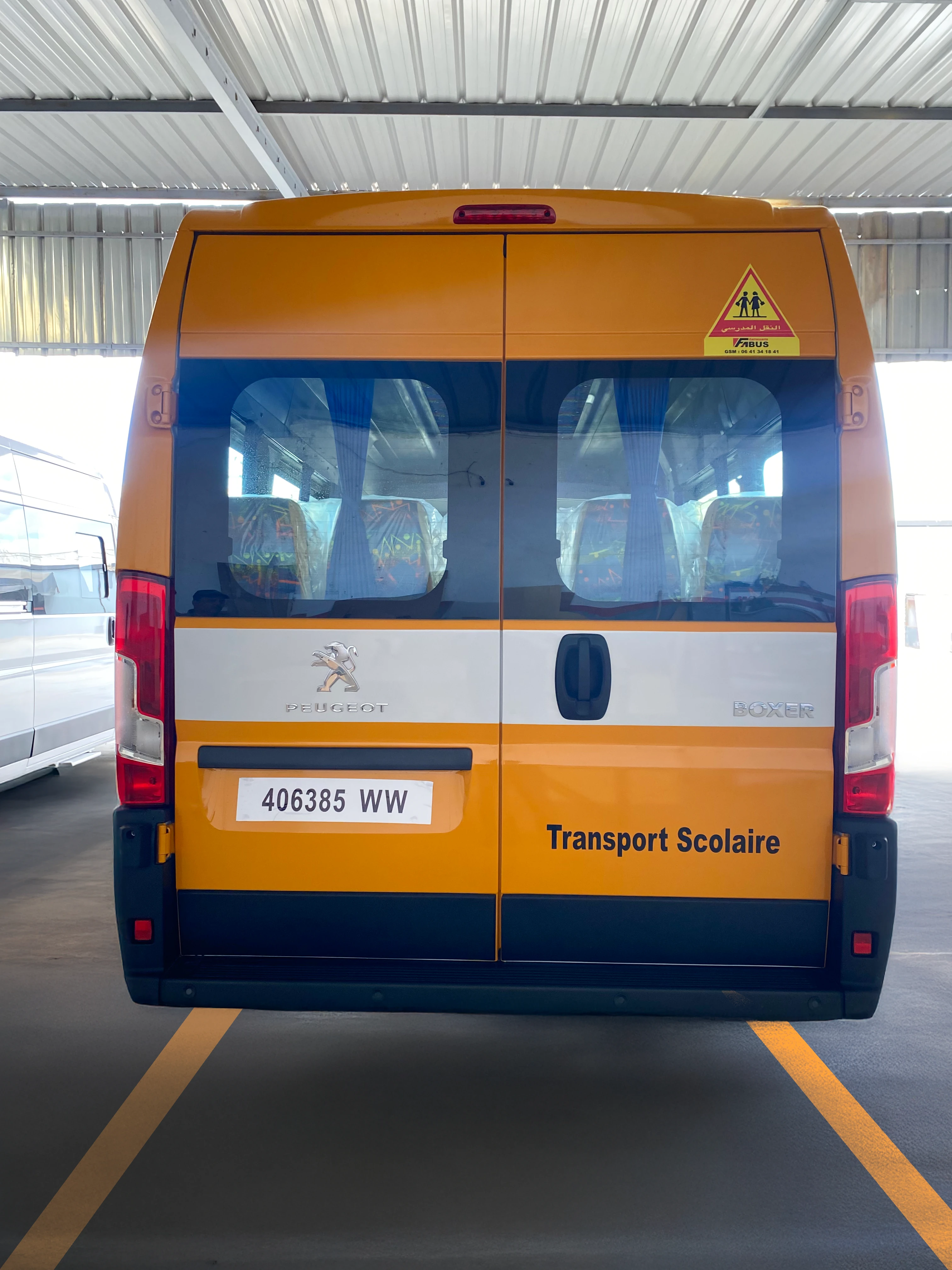 Bus de transport scolaire FABUS extérieur